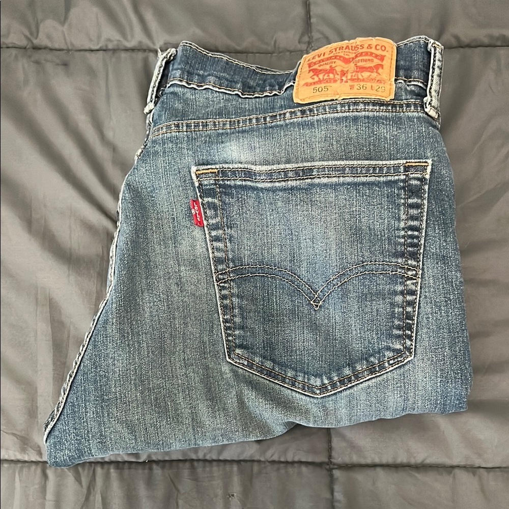 Levi’s 505 Original Fit Light Wash Jean Size 36 *stained